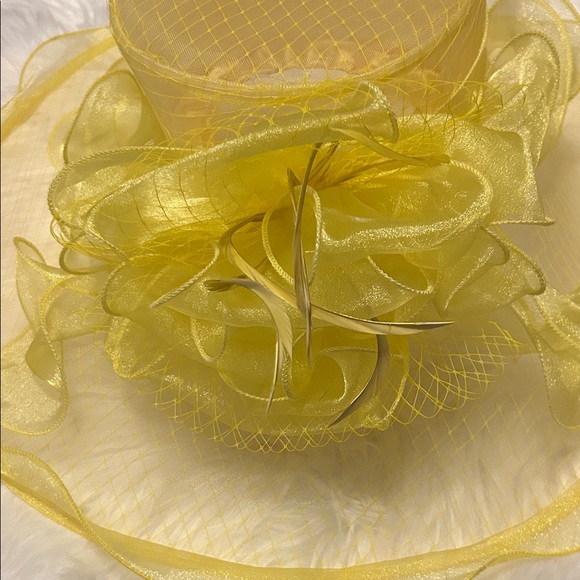 Elegant Yellow Women\'s Fascinator. main image 10